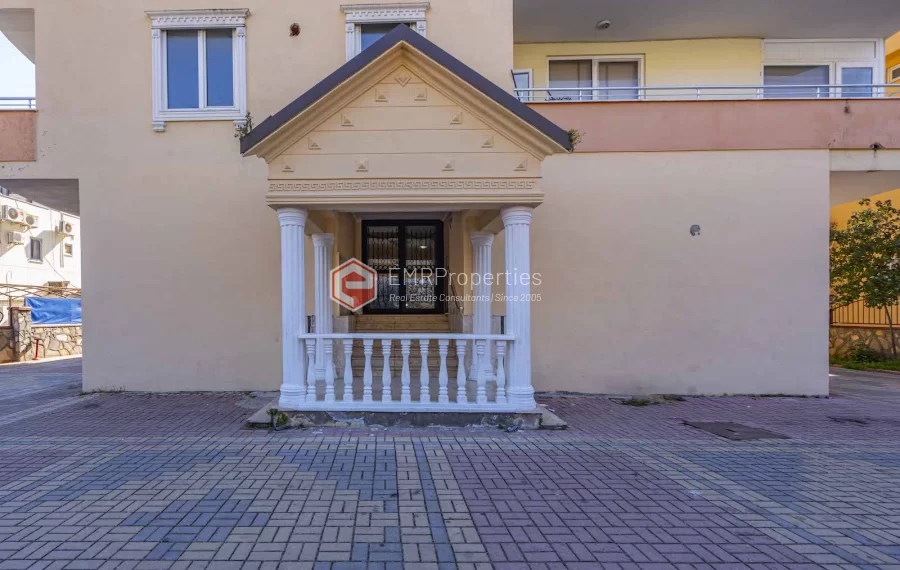 Prodaje se prostrani penthouse duplex s 5 spavacih soba u Alanya centru