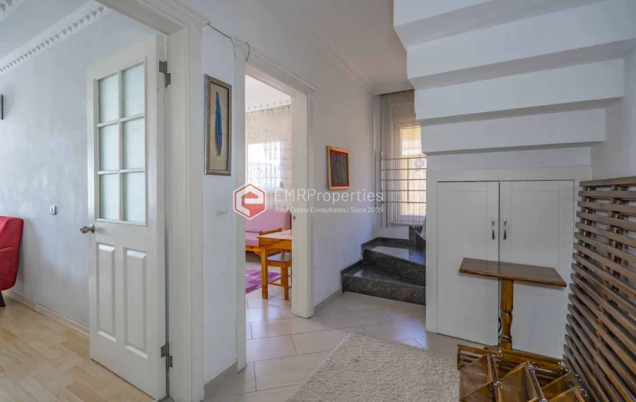 Prodaje se prostrani penthouse duplex s 5 spavacih soba u Alanya centru