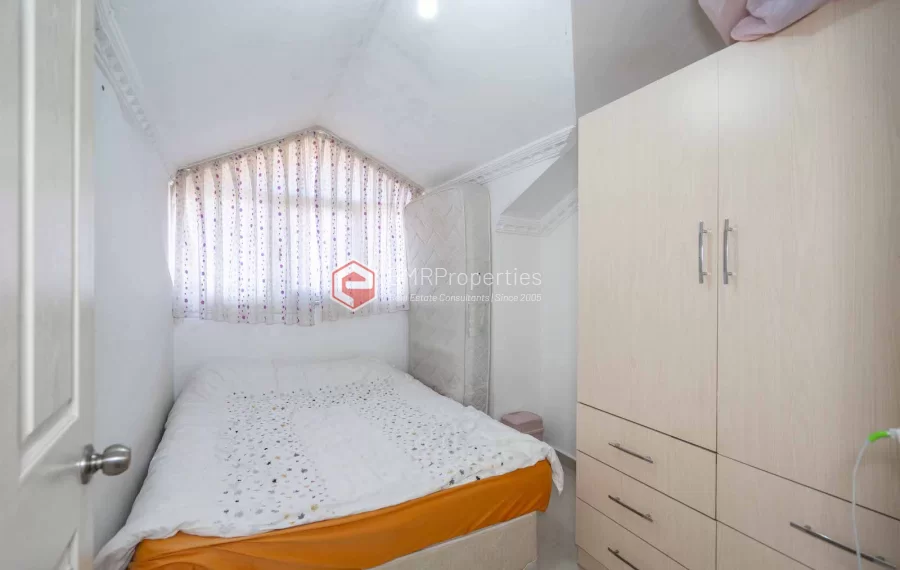 Prodaje se prostrani penthouse duplex s 5 spavacih soba u Alanya centru