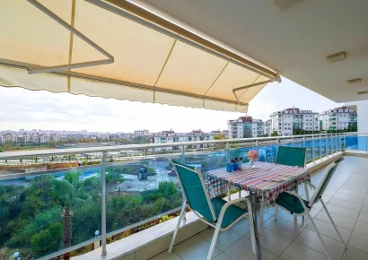 Продается просторная квартира с 3 спальнями в Оба