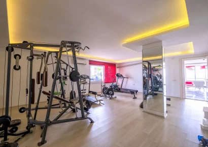 Продается просторная квартира с 3 спальнями в Оба