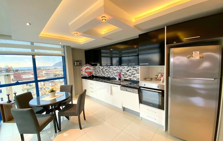 Продается квартира с видом на море и крепость в Джикджилли