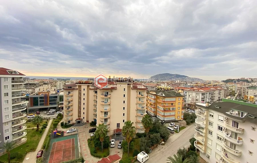 Продается квартира с видом на море и крепость в Джикджилли