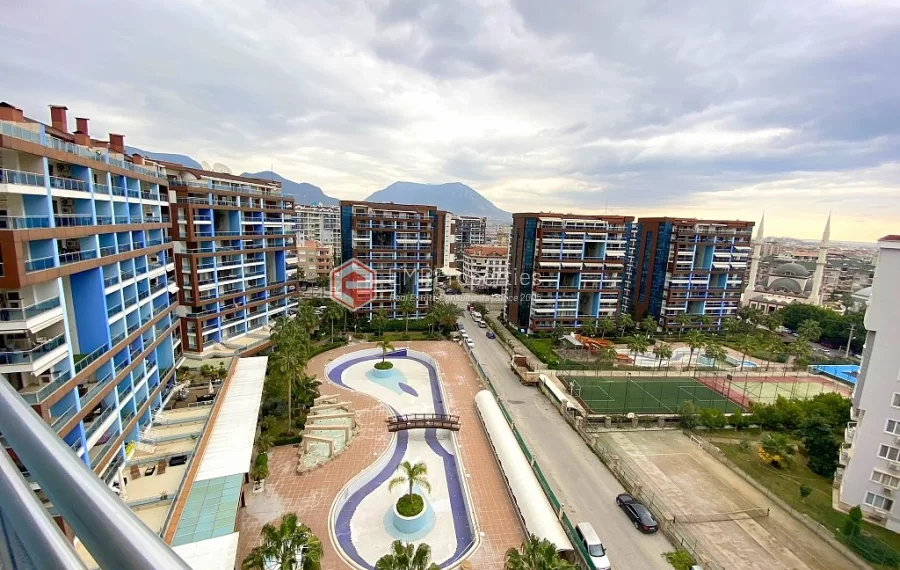 Продается квартира с видом на море и крепость в Джикджилли