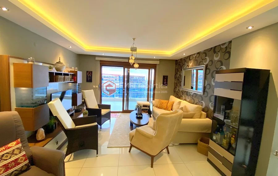 Продается квартира с видом на море и крепость в Джикджилли