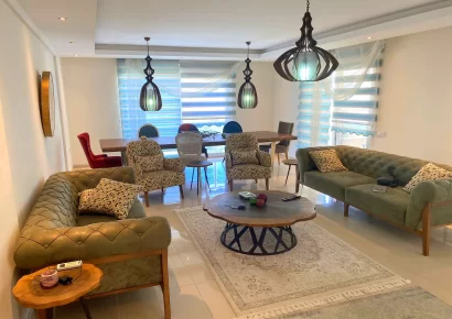 Роскошный и комфортабельный дуплекс с садом на продажу в Каргыджаке