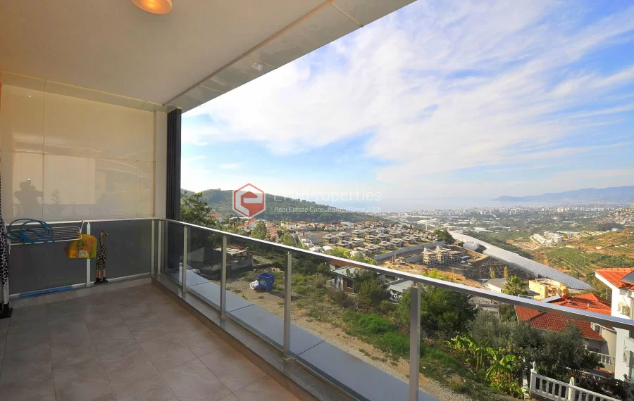 Ultra luxury duplex villa with sea and castle view for sale in Kargicak