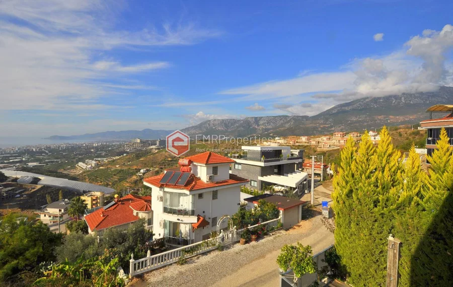 Ultra luxury duplex villa with sea and castle view for sale in Kargicak