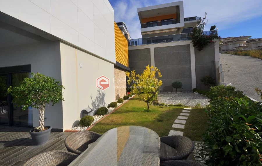 Ultra luxury duplex villa with sea and castle view for sale in Kargicak