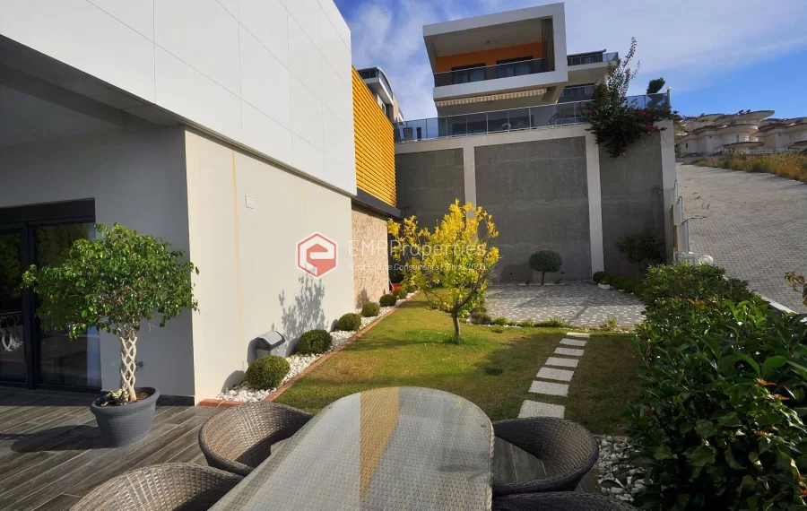 Ultra luxury duplex villa with sea and castle view for sale in Kargicak