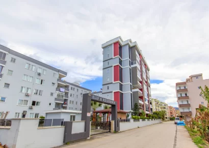 Продается просторная квартира с просторными комнатами в Махмутларе