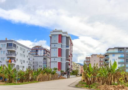 Продается просторная квартира с просторными комнатами в Махмутларе