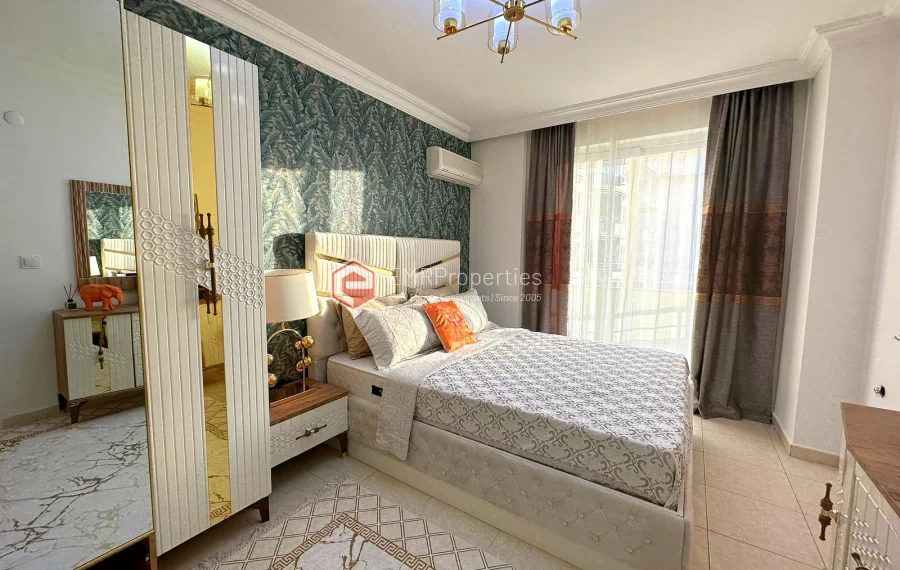 Elegant apartment with furnished for sale in the center of Alanya