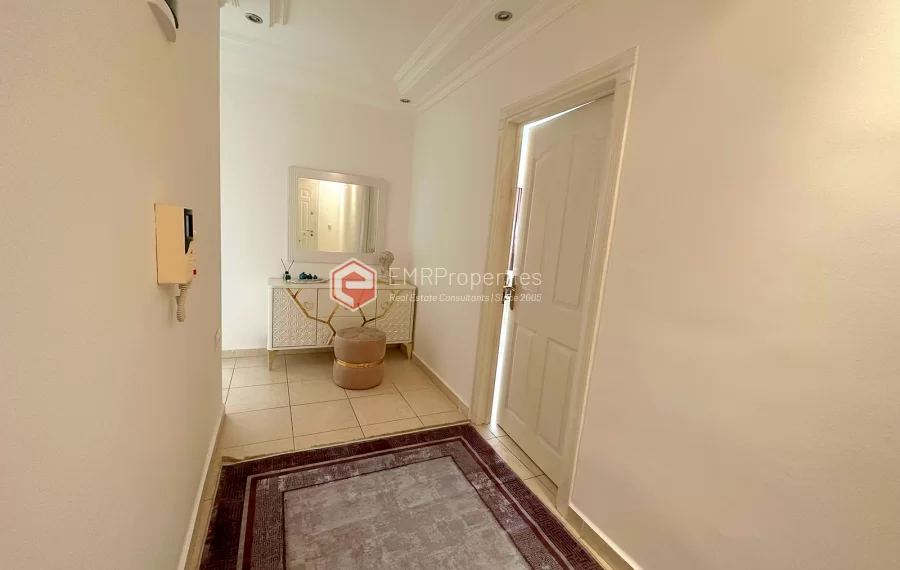 Elegant apartment with furnished for sale in the center of Alanya