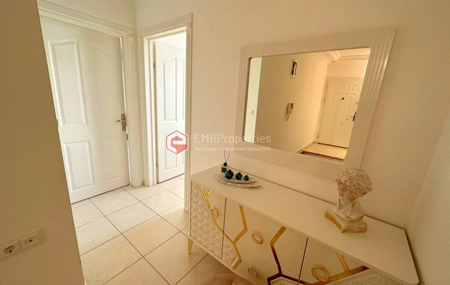 Elegant apartment with furnished for sale in the center of Alanya