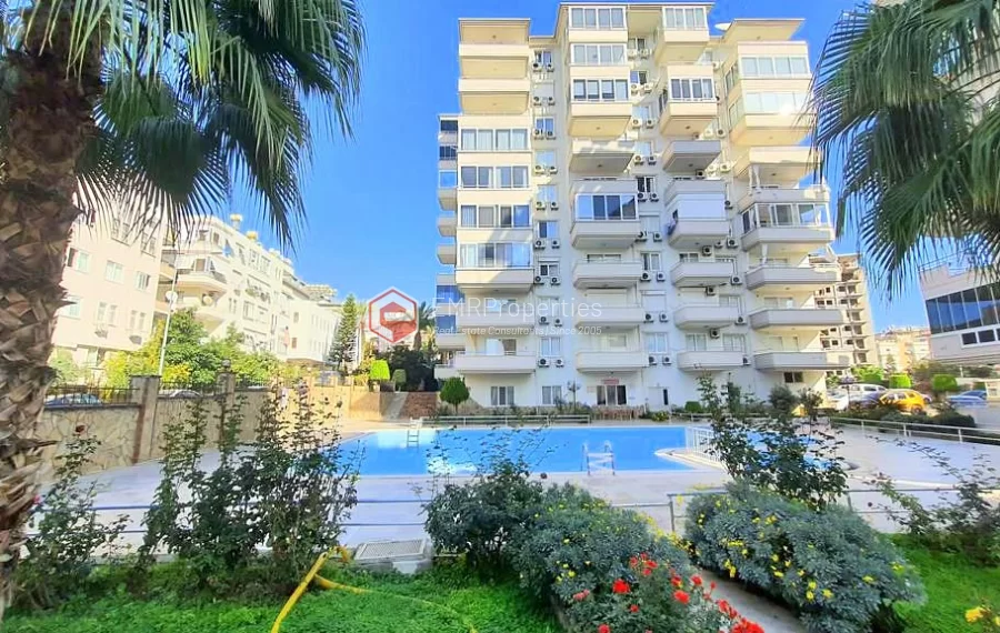 Elegant apartment with furnished for sale in the center of Alanya